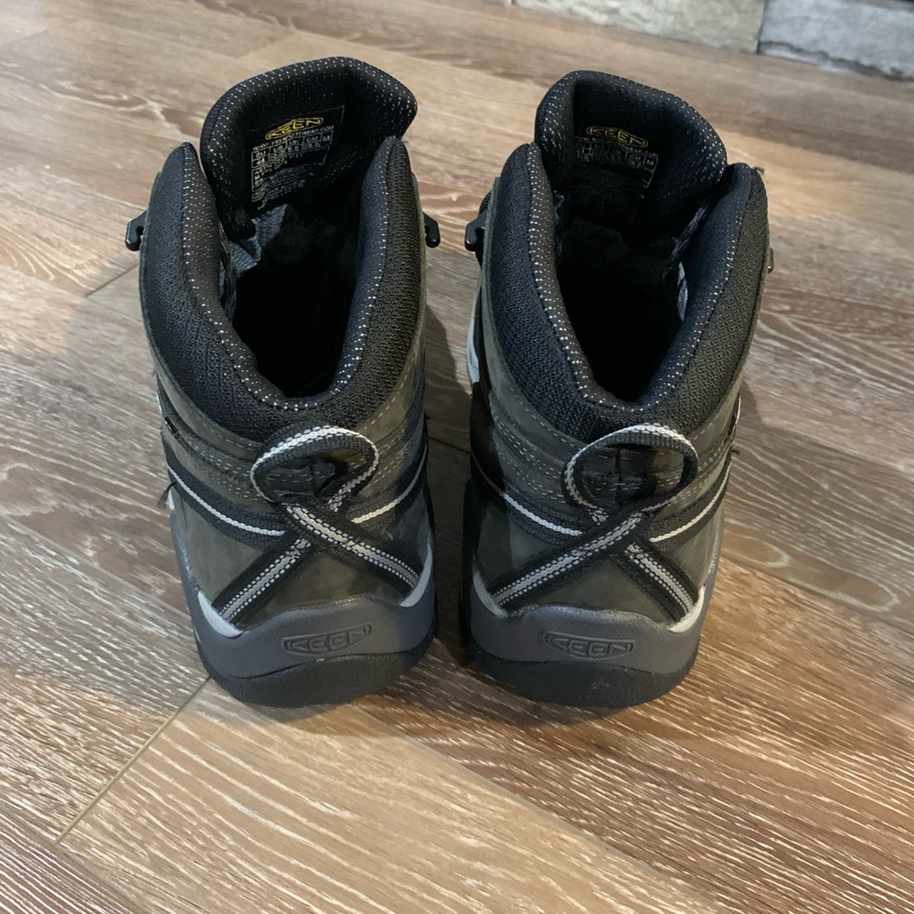 Keen Men's Detroit XT Waterproof Boot (Steel Toe) - Picture 3 of 5